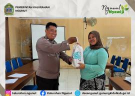 Sinergi Pamong dan Bhabinkamtibmas, Kalurahan Ngunut Salurkan PMT Ibu Hamil untuk Cegah Stunting 